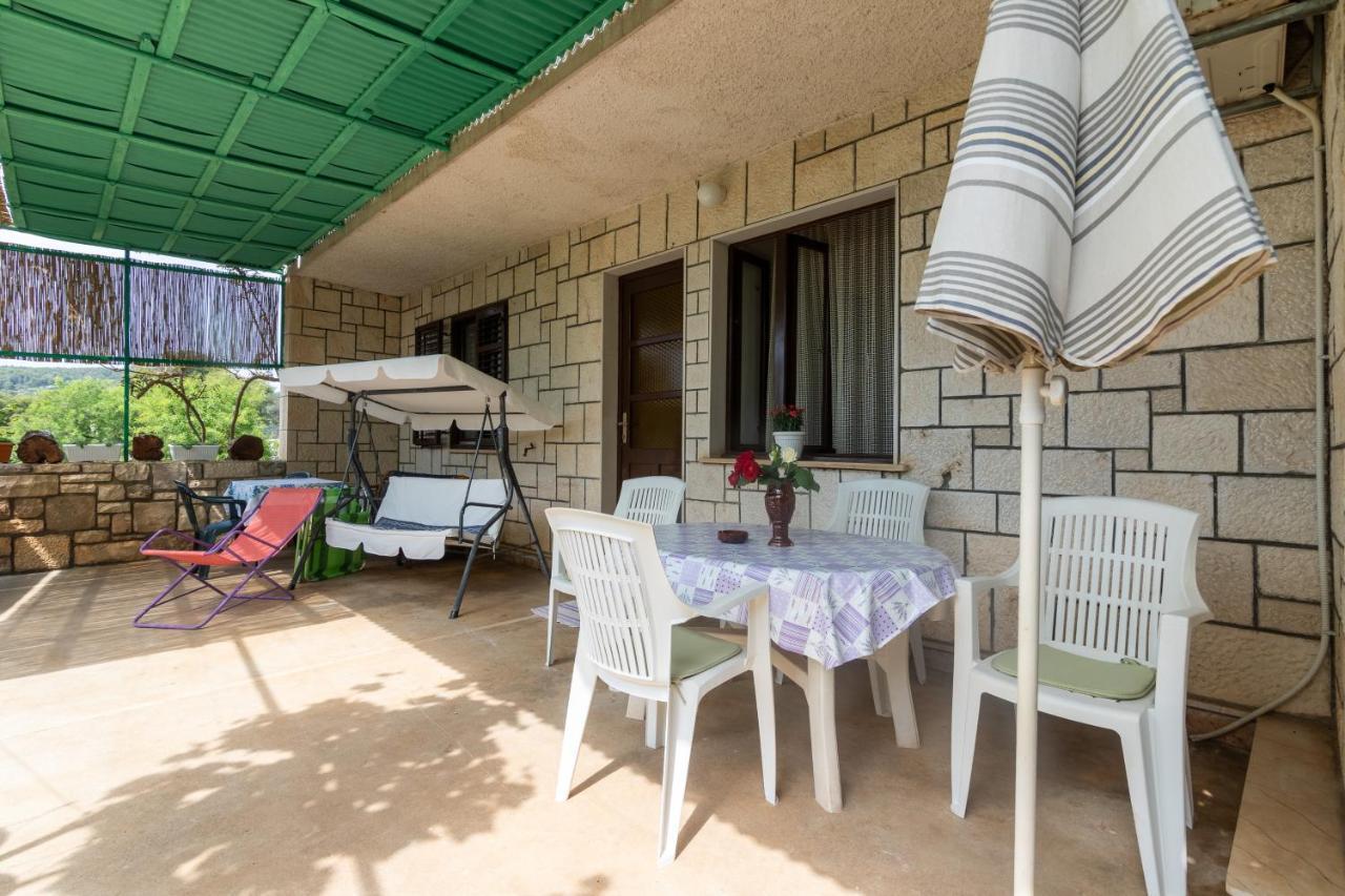 Apartments By The Sea Sumartin, Brac - 764 Esterno foto